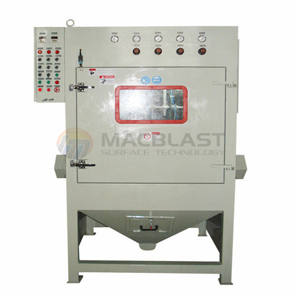 履带式自动喷砂机