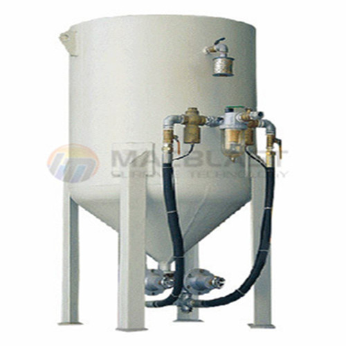 移动压力式喷砂机 - 副本